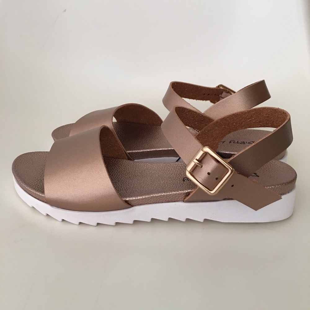 Dirty Laundry Platform Sandals Sz 9